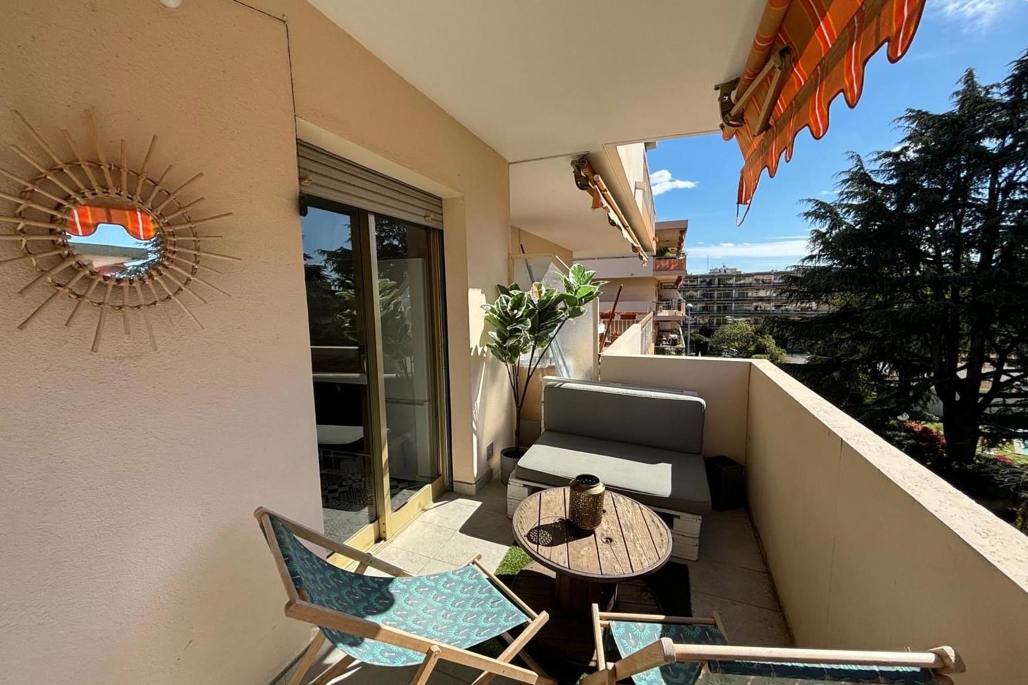 Bright Flat Near To The Beach & Harbor Saint-Laurent-du-Var Esterno foto